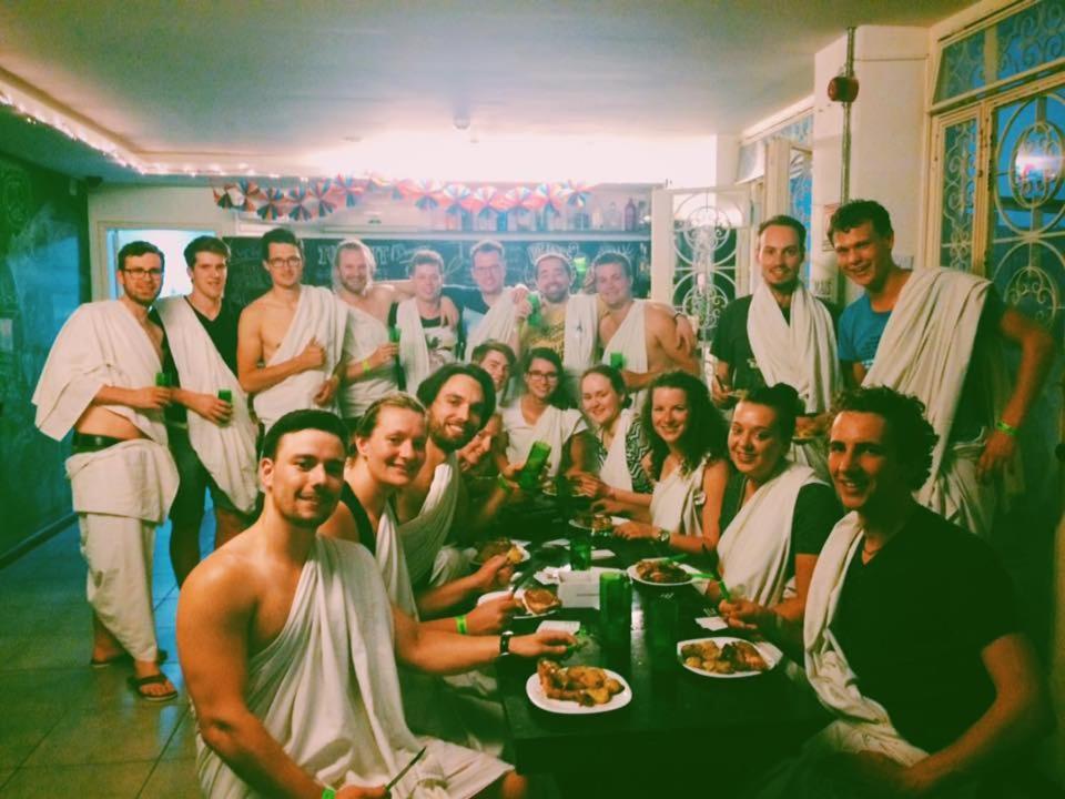 Opa! Albergue *